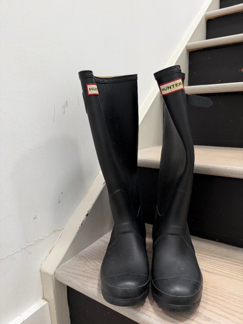 Hunter Original Tall Rain Boots – Black – US Women’s 5 / EU 37